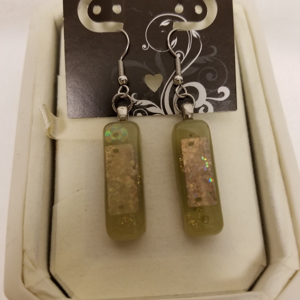 Handmade hook earrings yellow tones.